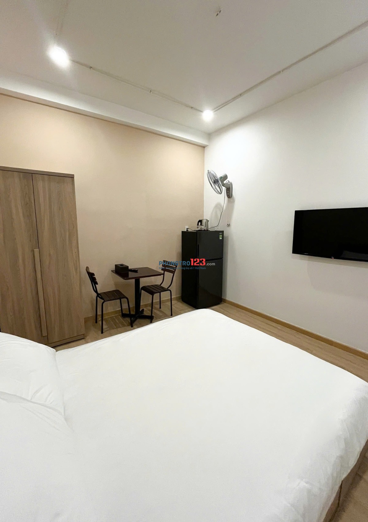 Cho thuê phòng gần sân bay cao cấp Tân Sơn Nhất, giờ giấc tự do