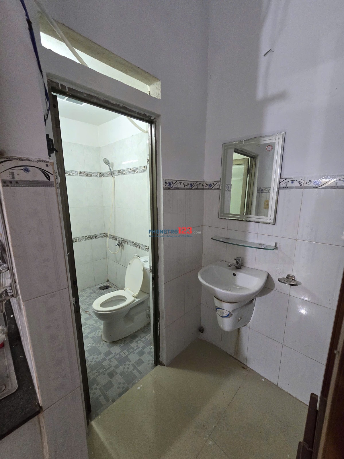 phòng trọ gần Cao Đẳng Công Thương và Cao Đẳng Kinh Tế Đối Ngoại quận 9