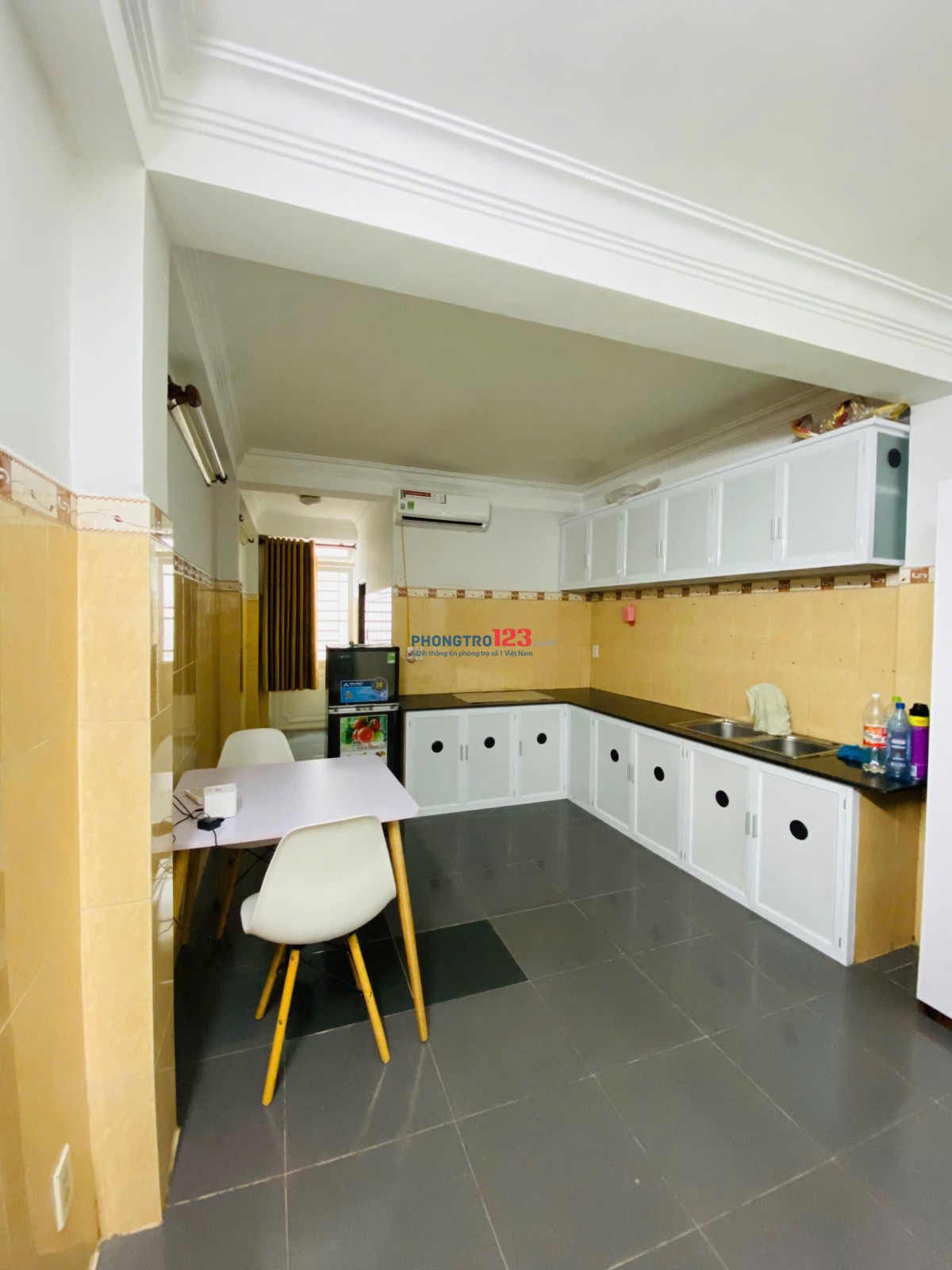 Cho thuê phòng full nội thất có sân sau thoáng mát, cho nuôi thú cưng