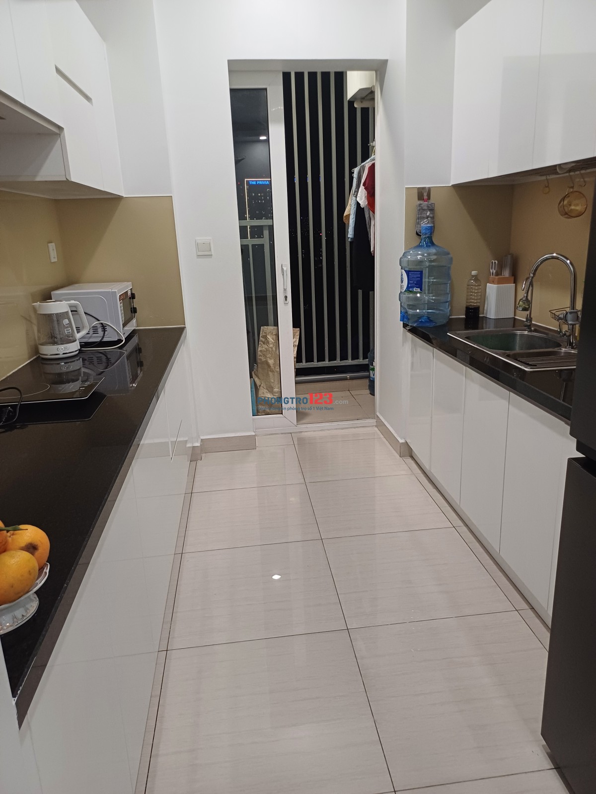 Cho thuê căn gốc 2pn+2wc+2 bếp, đầy đủ nội thất, nhận nhà ở ngay