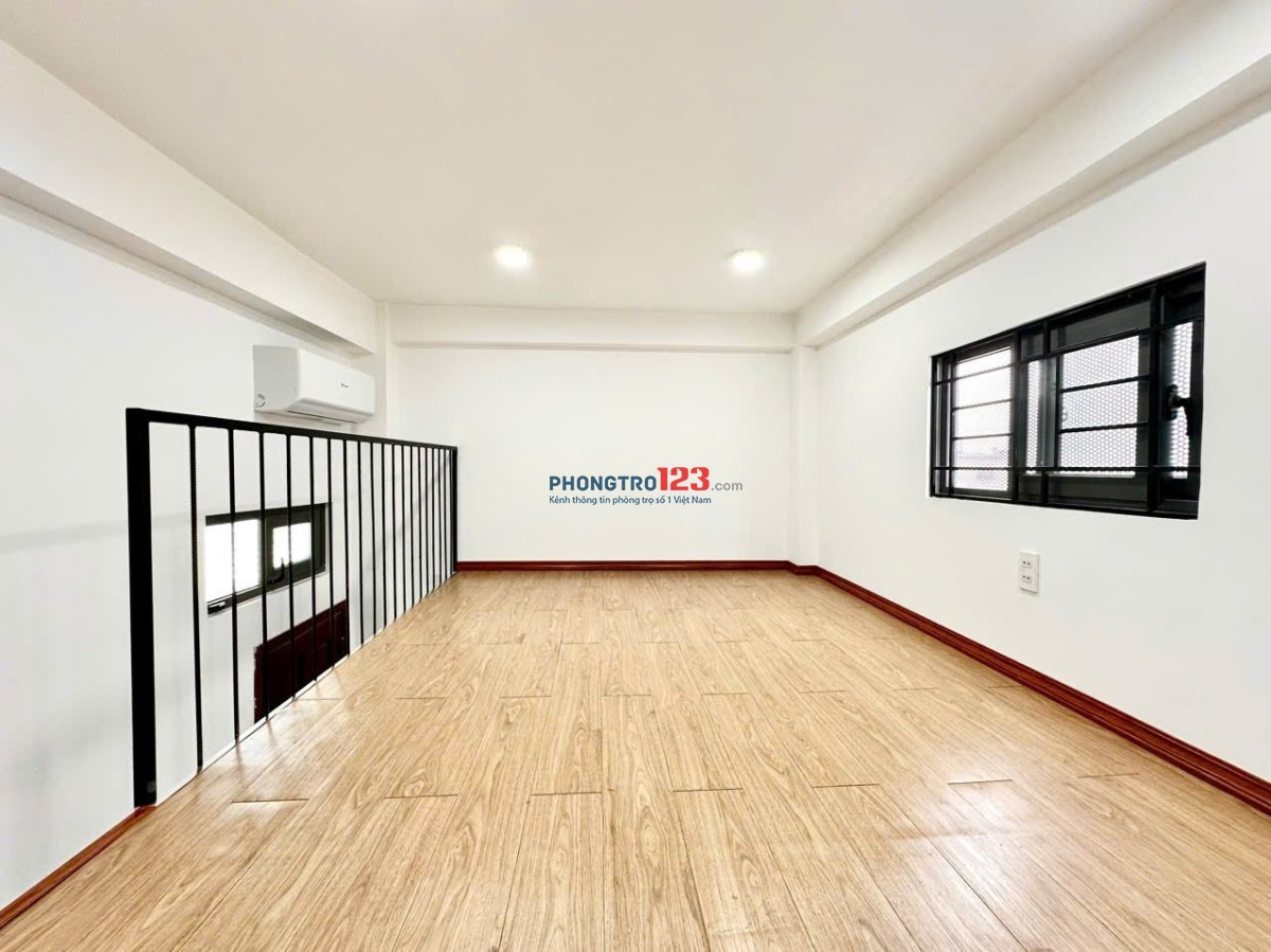 Căn Hộ Duplex _ Thang máy, Hầm Xe, Bảo Vệ _ Bạch Đằng Gần ĐH HỒNG BÀNG