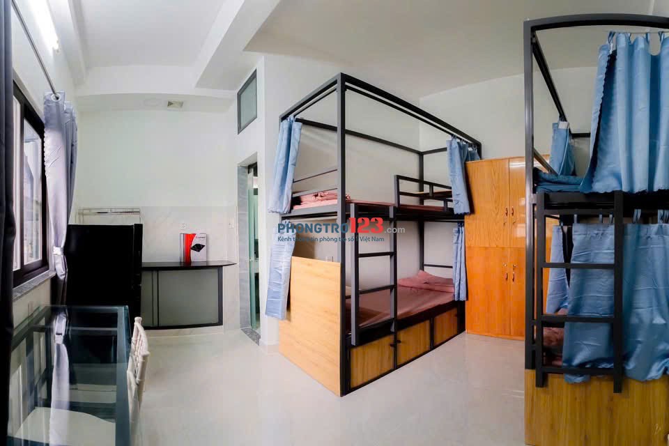 KTX chỉ 2 - 4ng mới có thang máy cách làng ĐH Thủ Đức chỉ 5p giá tưf 1tr5