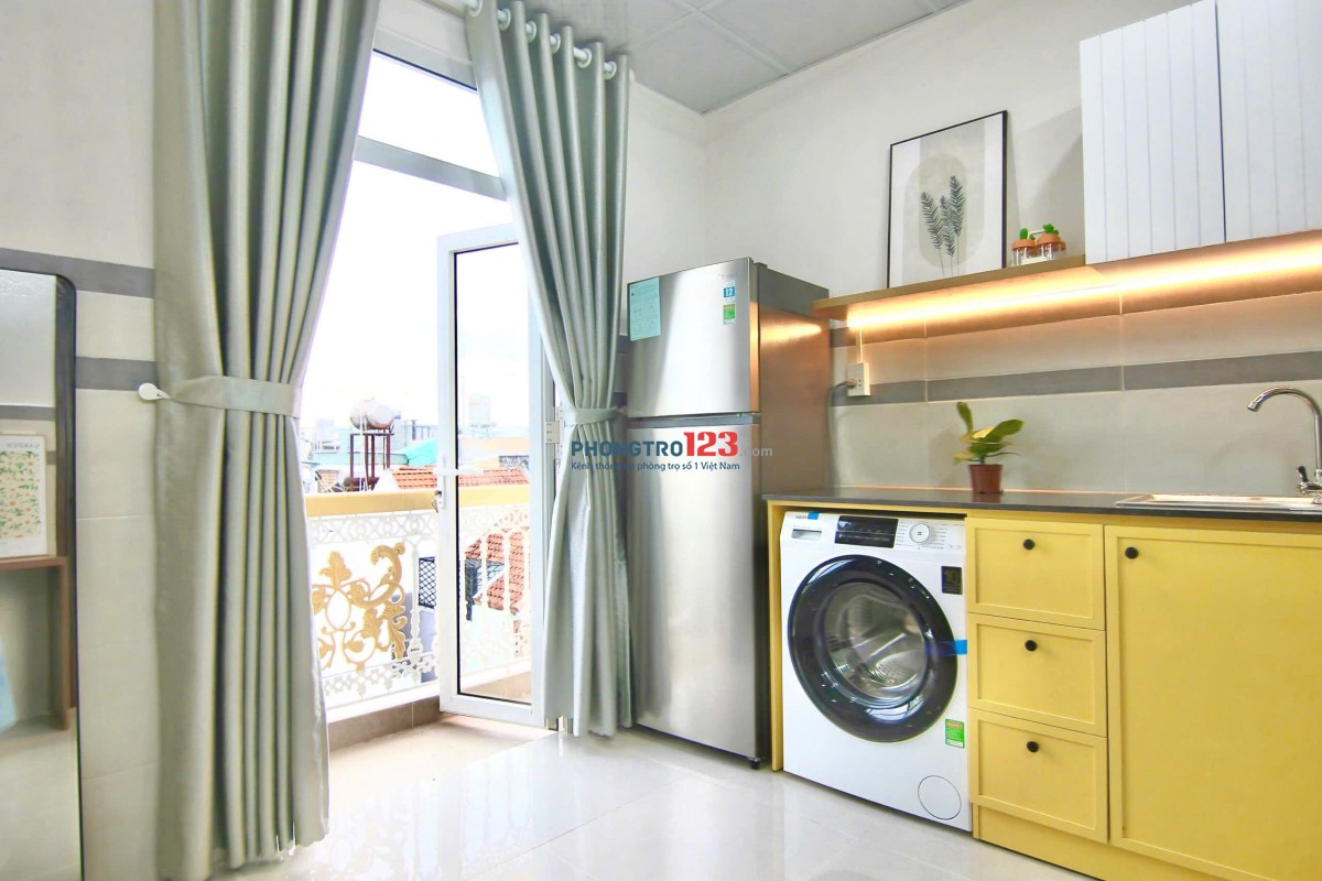 Phòng 35m2 mới, ban công trời, máy giặt riêng, Nơ Trang Long, Bình Thạnh, gần đại học Văn Lang