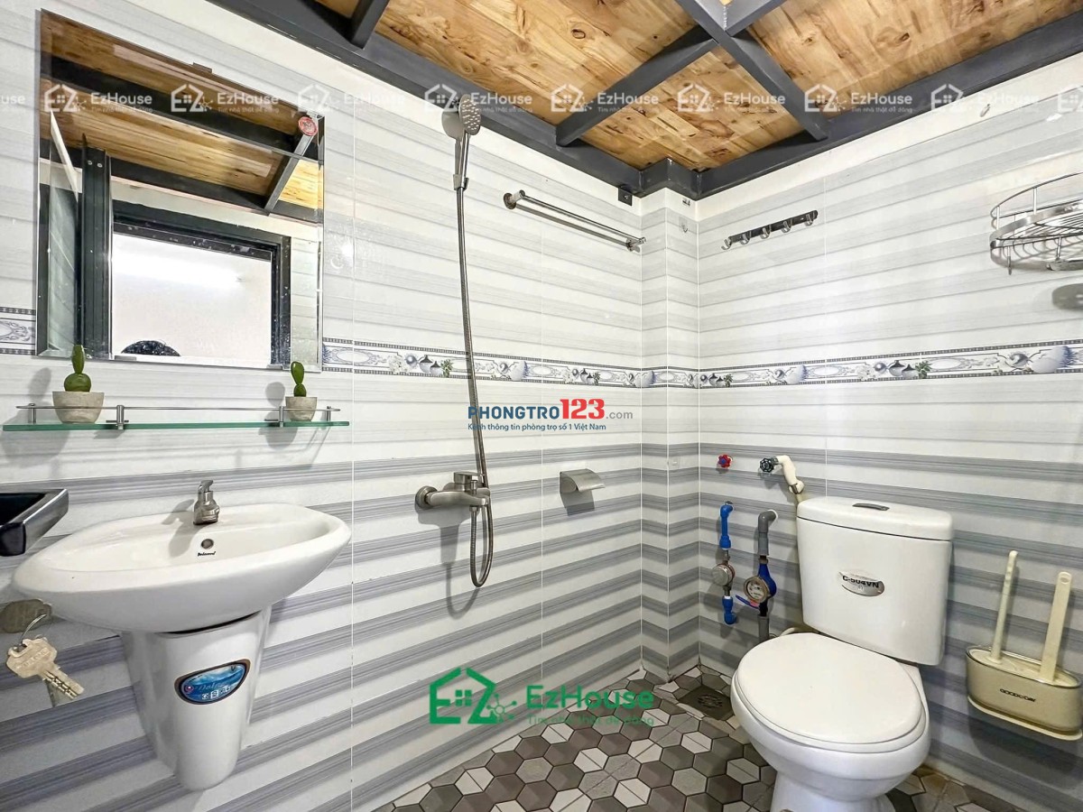 PHÒNG FULL NT BAN CÔNG RIÊNG GẦN NGÃ TƯ BỐN XÃ, ĐH VĂN HIẾN