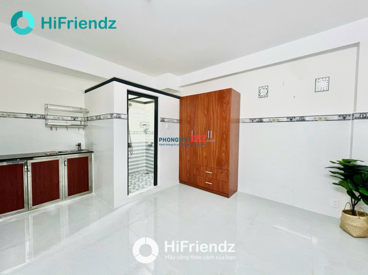 STUDIO SẴN MÁY LẠNH KỆ BẾP GẦN ĐH VĂN HIẾN