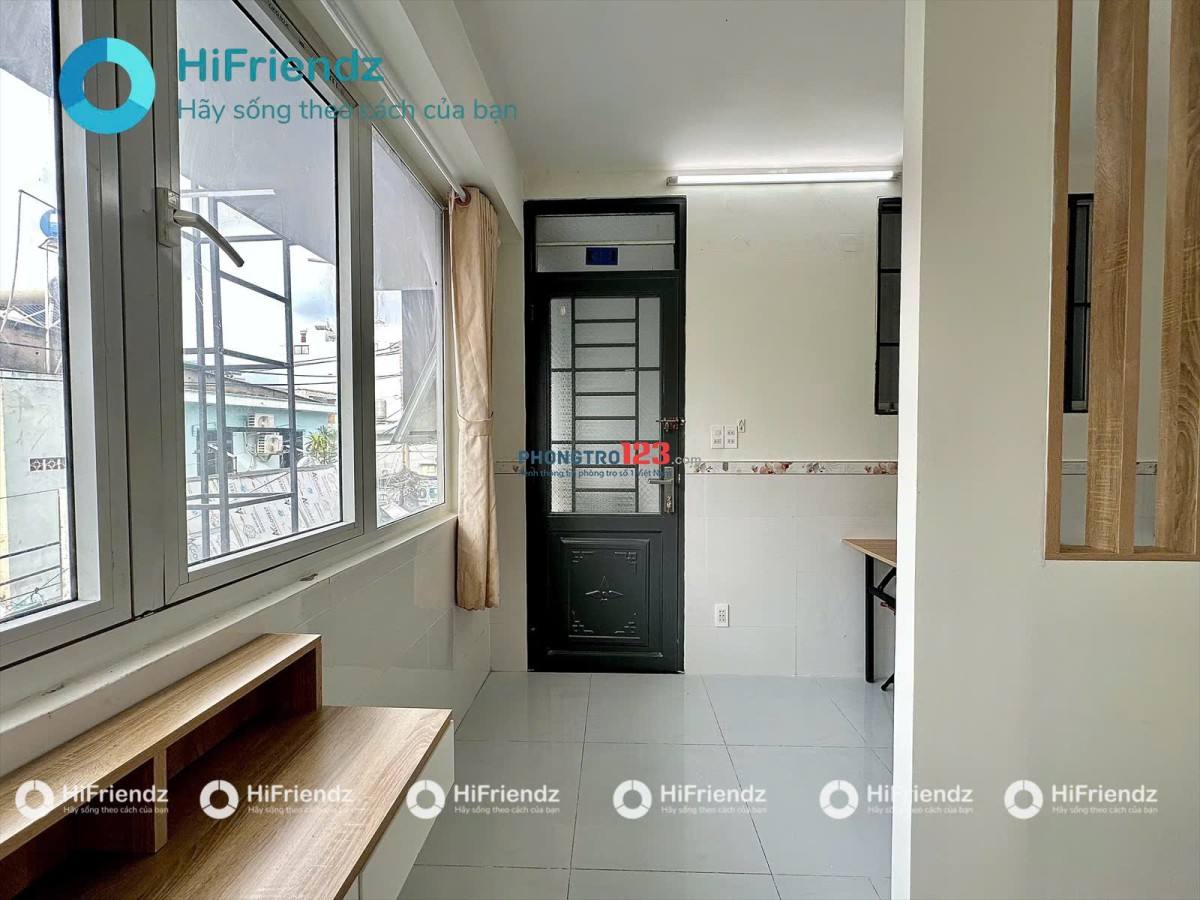 CHÍNH CHỦ STUDIO TÁCH BẾP CÓ CỬA SỔ, THANG MÁY HẦM XE, NGAY TRUNG TÂM