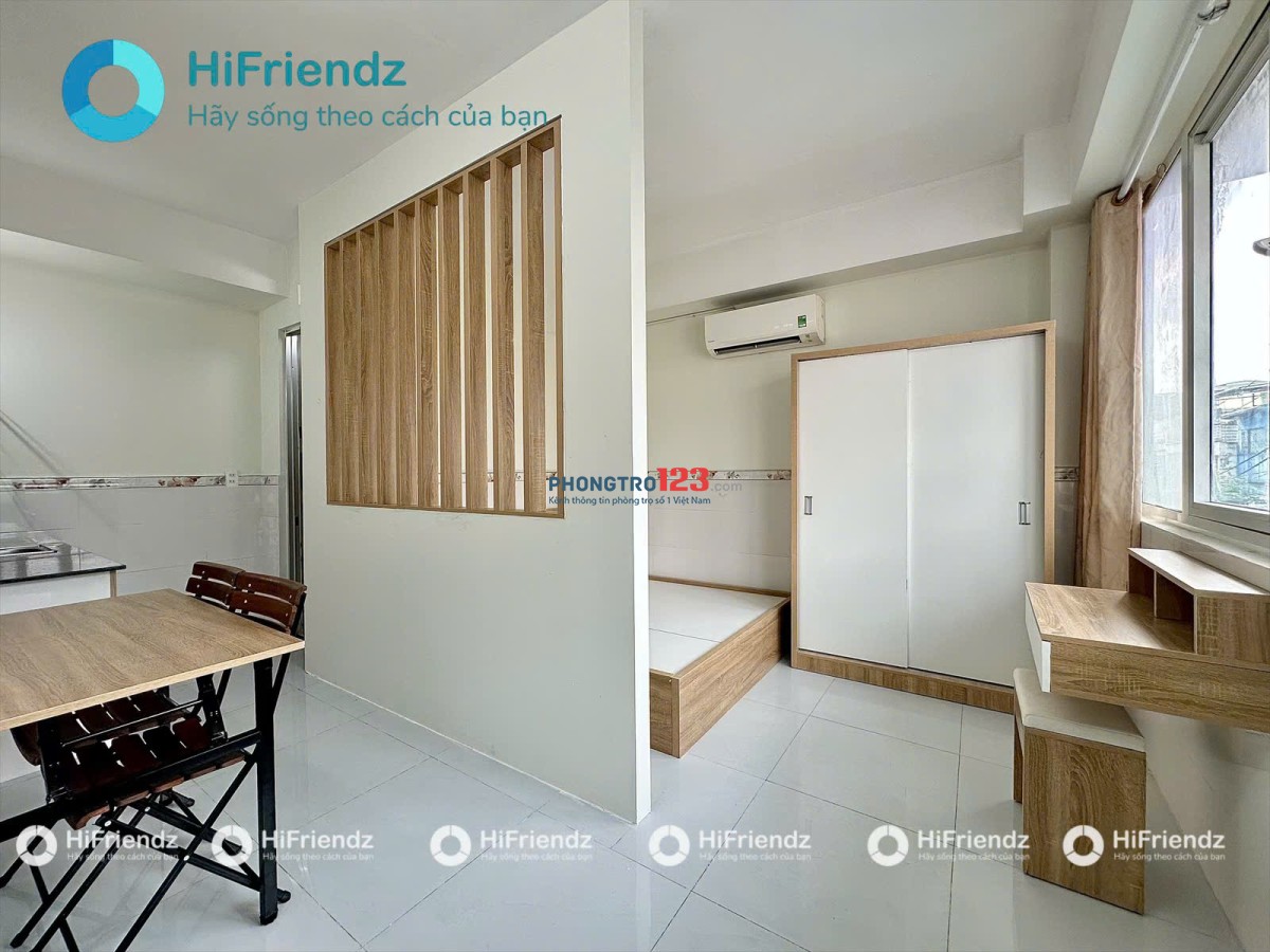 CHÍNH CHỦ STUDIO TÁCH BẾP CÓ CỬA SỔ, THANG MÁY HẦM XE, NGAY TRUNG TÂM