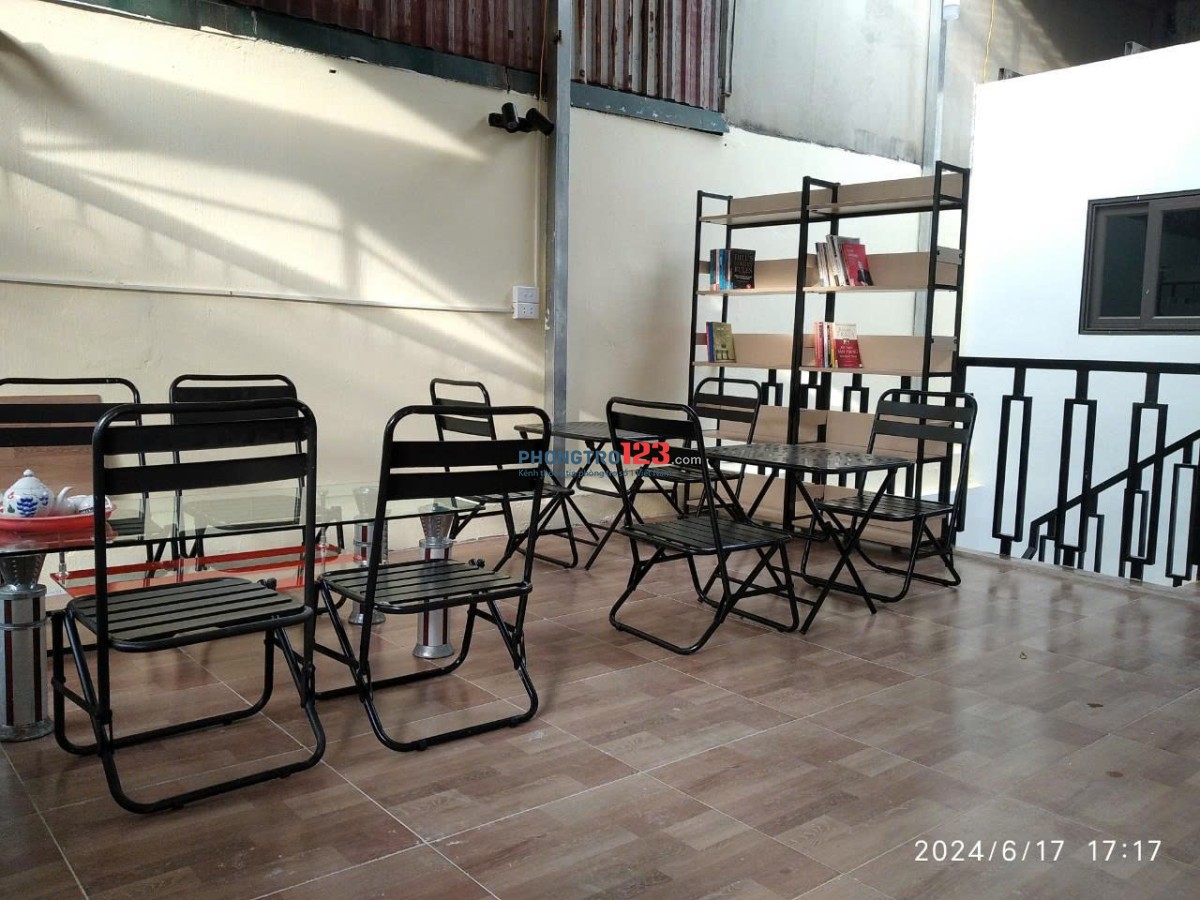 Cho thuê phòng tại 85 Xuân Thủy, đủ đồ, giá 4,3 triệu/tháng