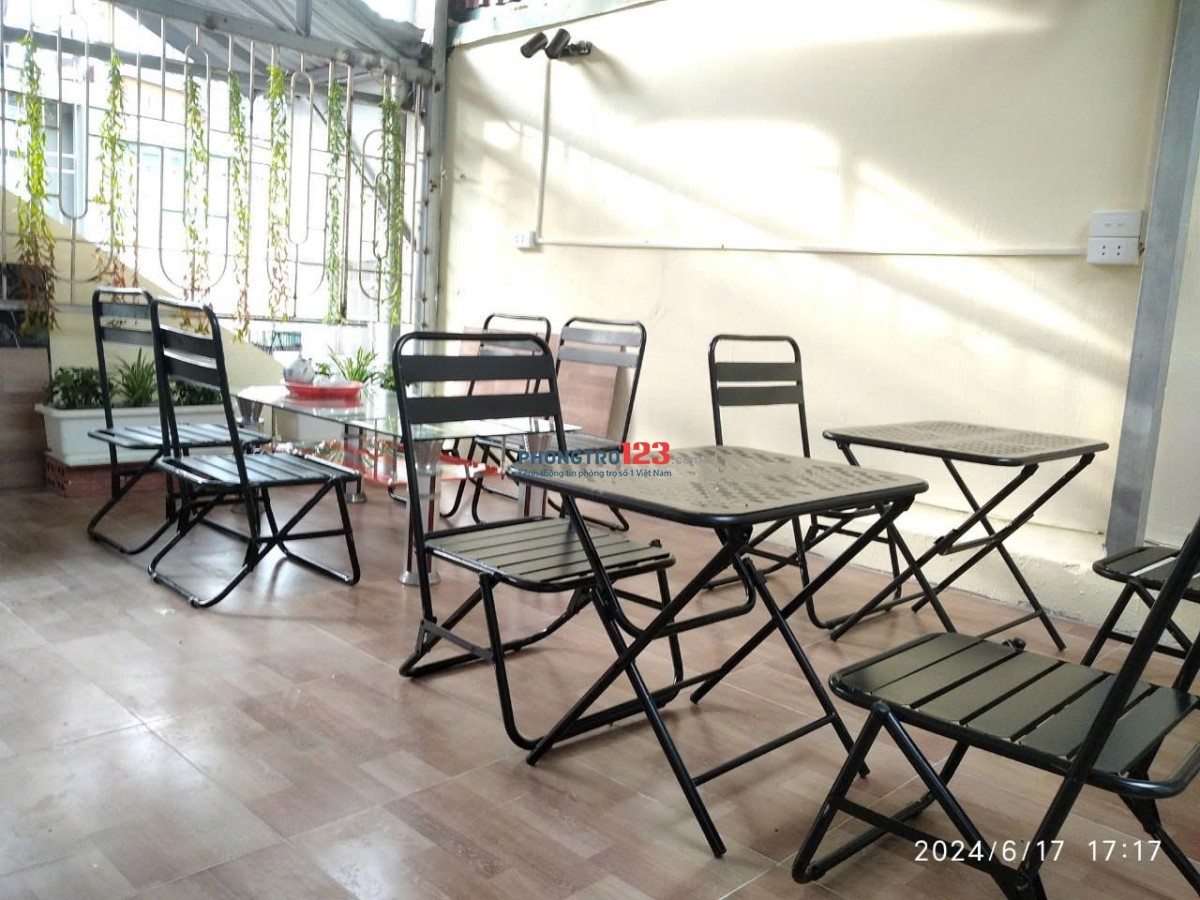 Cho thuê phòng tại 85 Xuân Thủy, đủ đồ, giá 4,3 triệu/tháng