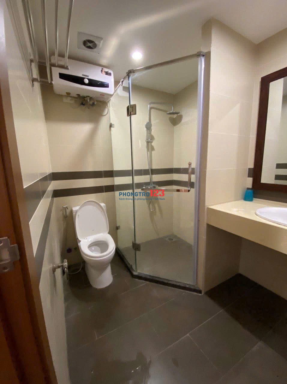 2PN Free 4 xe, Gần Hutech Văn Lang, Thuận Tiện Sang Trung Tâm