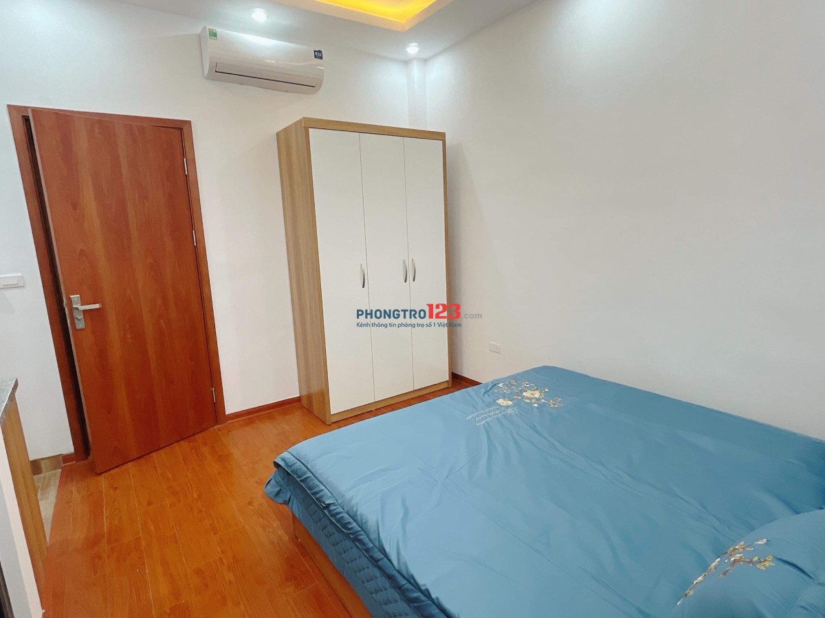 CCMN, 25m2, mới, sang, hiện đại, sạch sẽ. Trung tâm quận Cầu Giấy. Chủ nhà đăng tin