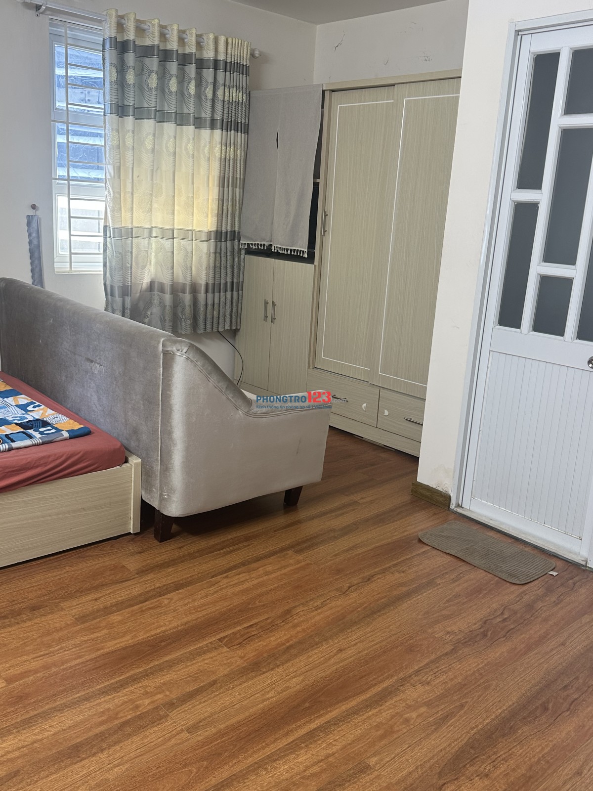 Cho thuê căn hộ dich vụ giá 6trieu tại quận 1