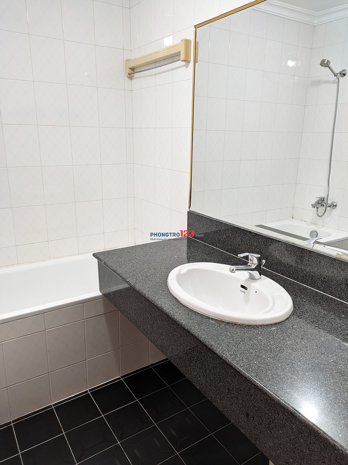 Cho thuê phòng 25m2 đường Nguyễn Cửu Vân