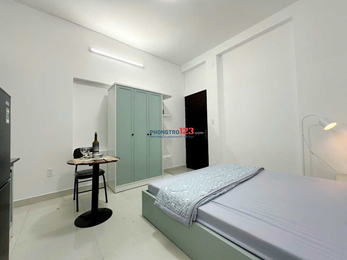 Thuê phòng FULL NT 35m2 Nguyễn Văn Thương Gần ĐH Ngoại Thương-GTVT-HUTECH tiện ra Hàng Xanh gần Q1