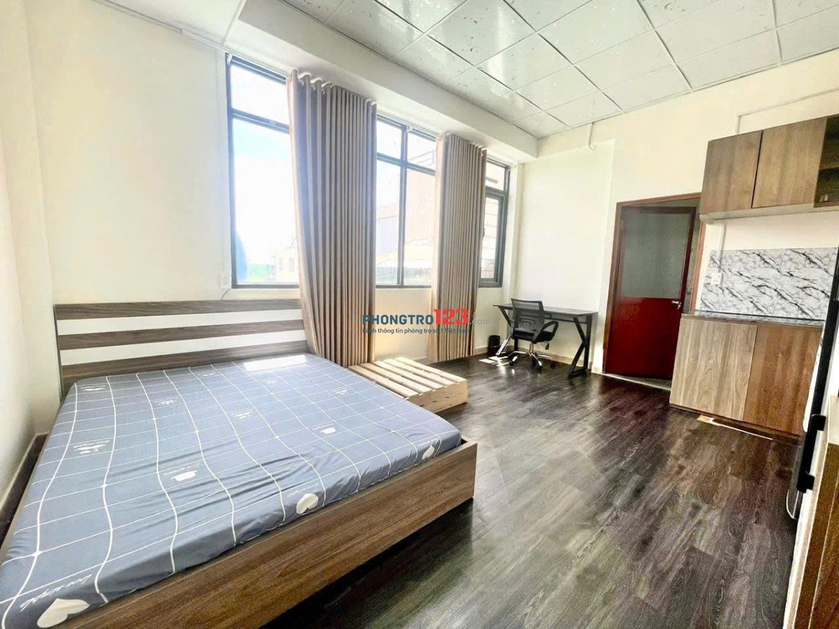 CHO THUÊ PHÒNG TRỌ 30M2 CỬA SỔ LỚN FULL NỘI THẤT GẦN ĐẠI HỌC BÁCH KHOA, HUFLIT,KINH TẾ,VẠN HẠNH MALL