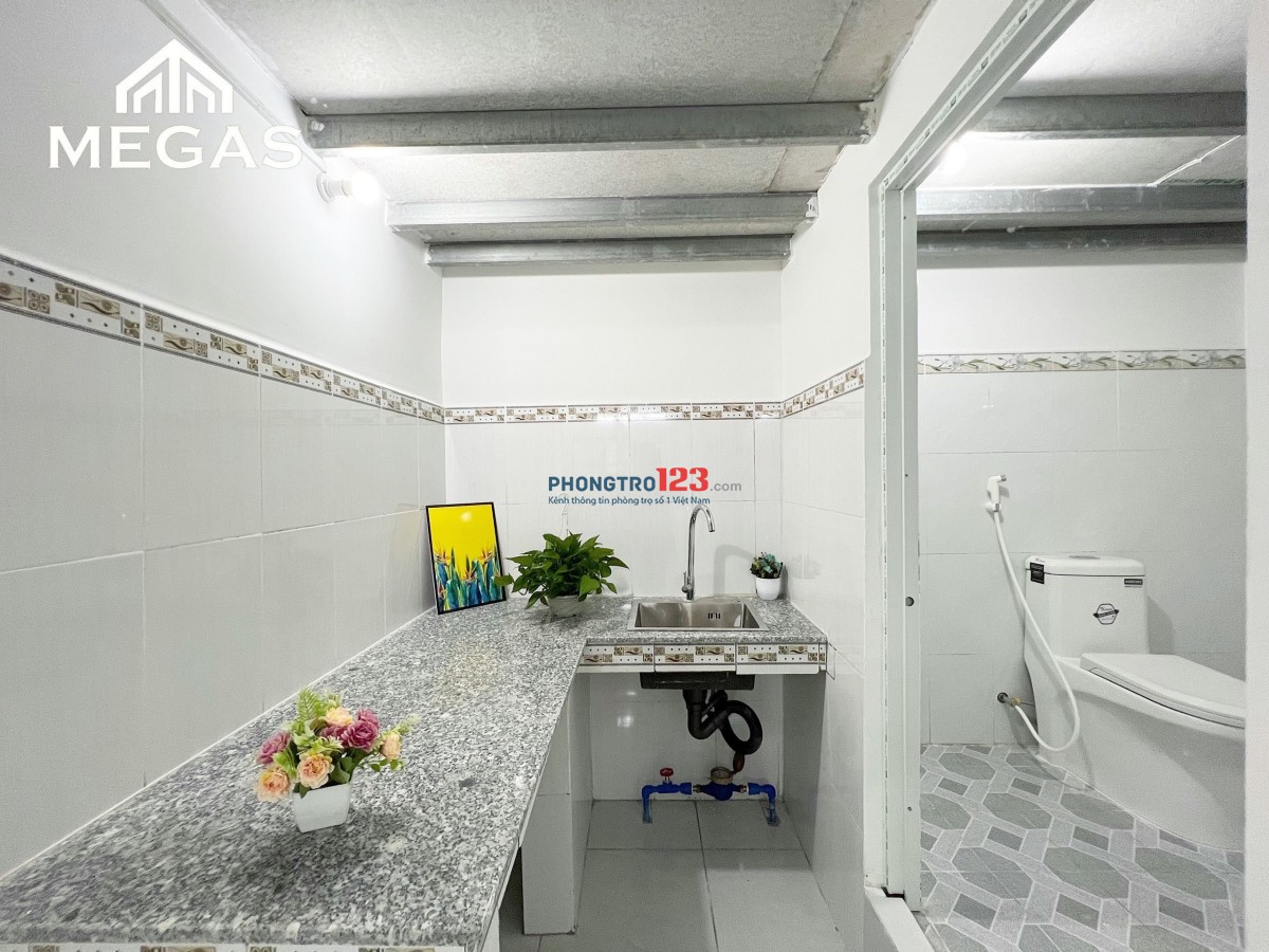 Cho thuê phòng trọ 35m2 gác cao 2M tại Lê Văn Việt - Lã Xuân Oai - Gần GTVT, UFM, FPT, HUTECH, SPKT