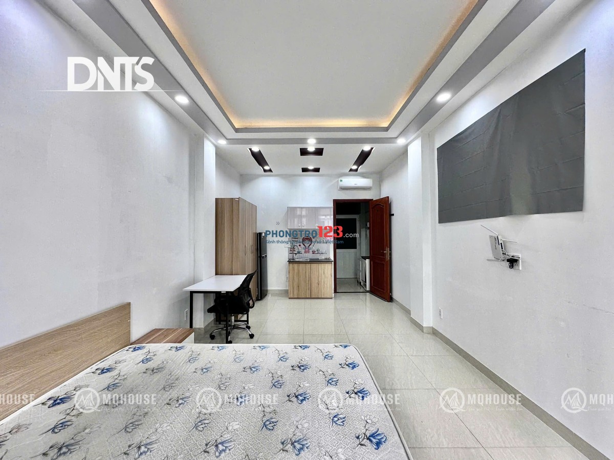 Cho Thuê Phòng Bancony Gần Cv Lê Văn Tám_Trường ĐH Kinh Tế ISB Q1