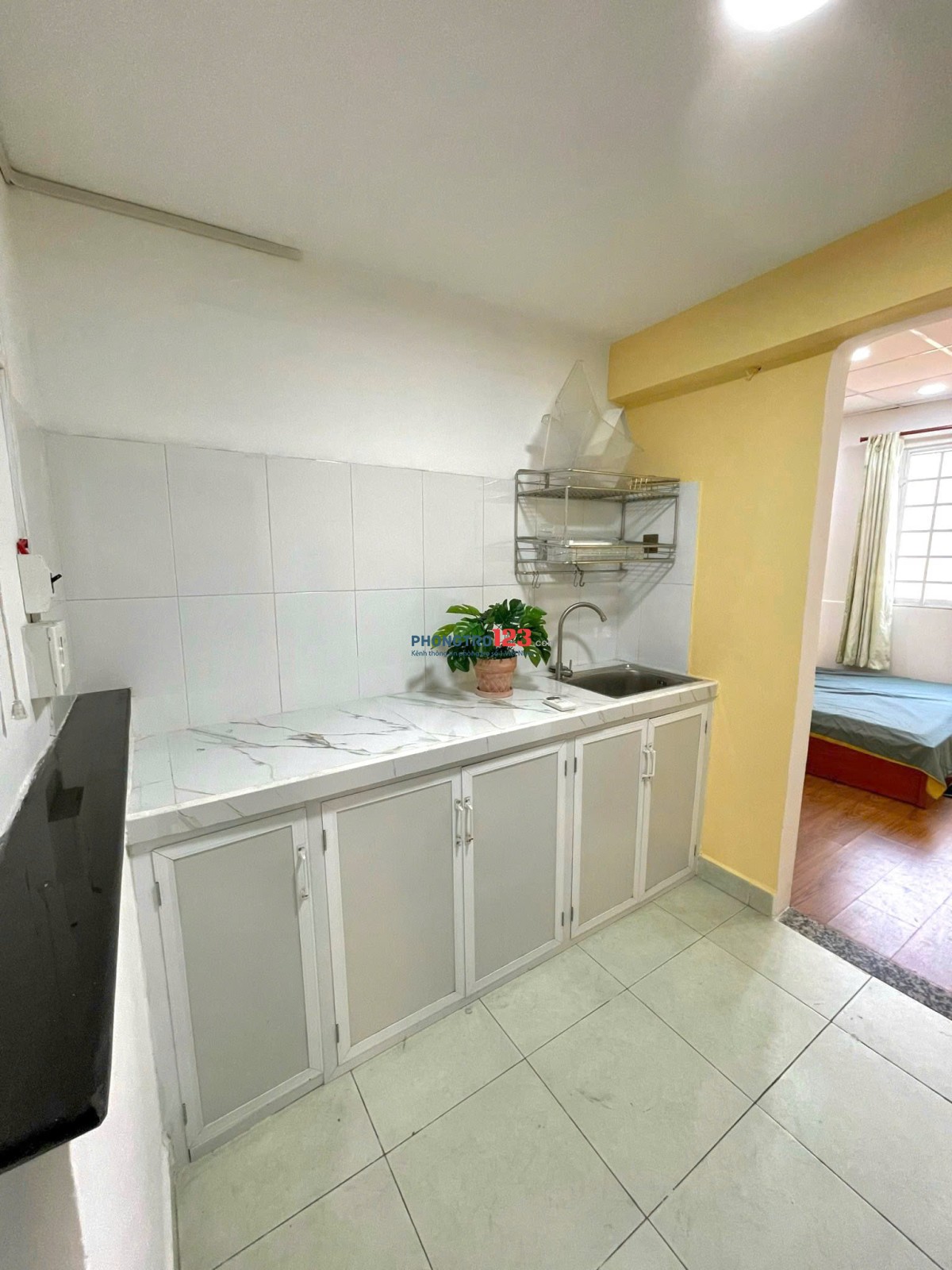 CHO THUÊ PHÒNG TRỌ FULL NỘI THẤT CỬA SỔ LỚN Ở BÌNH THẠNH NGAY ĐẠI HỌC HUTECH,HIU,UEF-LH: 0334998413