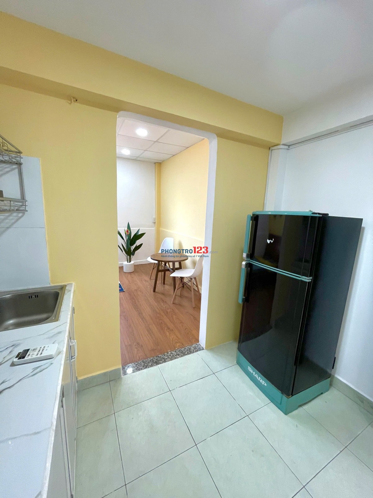 CHO THUÊ PHÒNG TRỌ FULL NỘI THẤT CỬA SỔ LỚN Ở BÌNH THẠNH NGAY ĐẠI HỌC HUTECH,HIU,UEF-LH: 0334998413