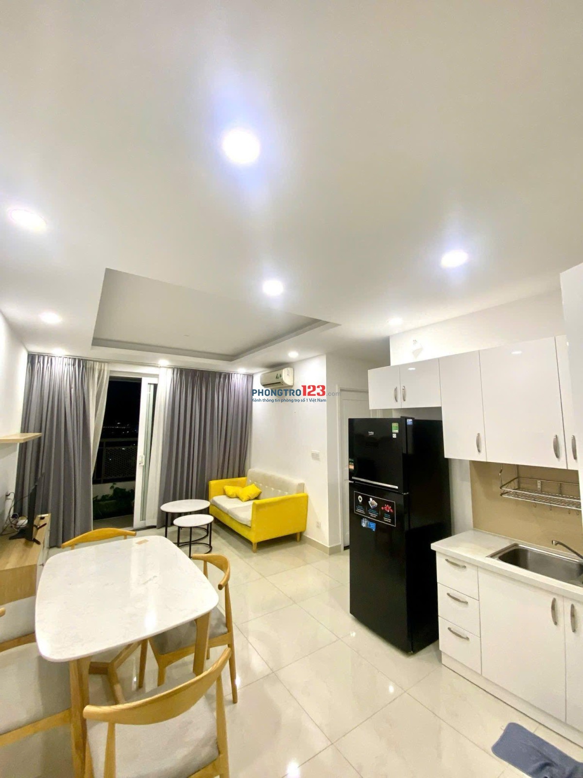 Chung cư Âu cơ Tower, Tân Phú:87m2,2p ngủ, có NT,11tr/th
