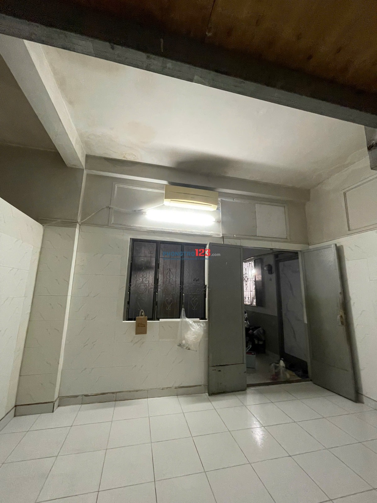 Chính chủ cho thuê 2 phòng 30m2 tại 967/1 Nguyễn Kiệm p3 gò vấp