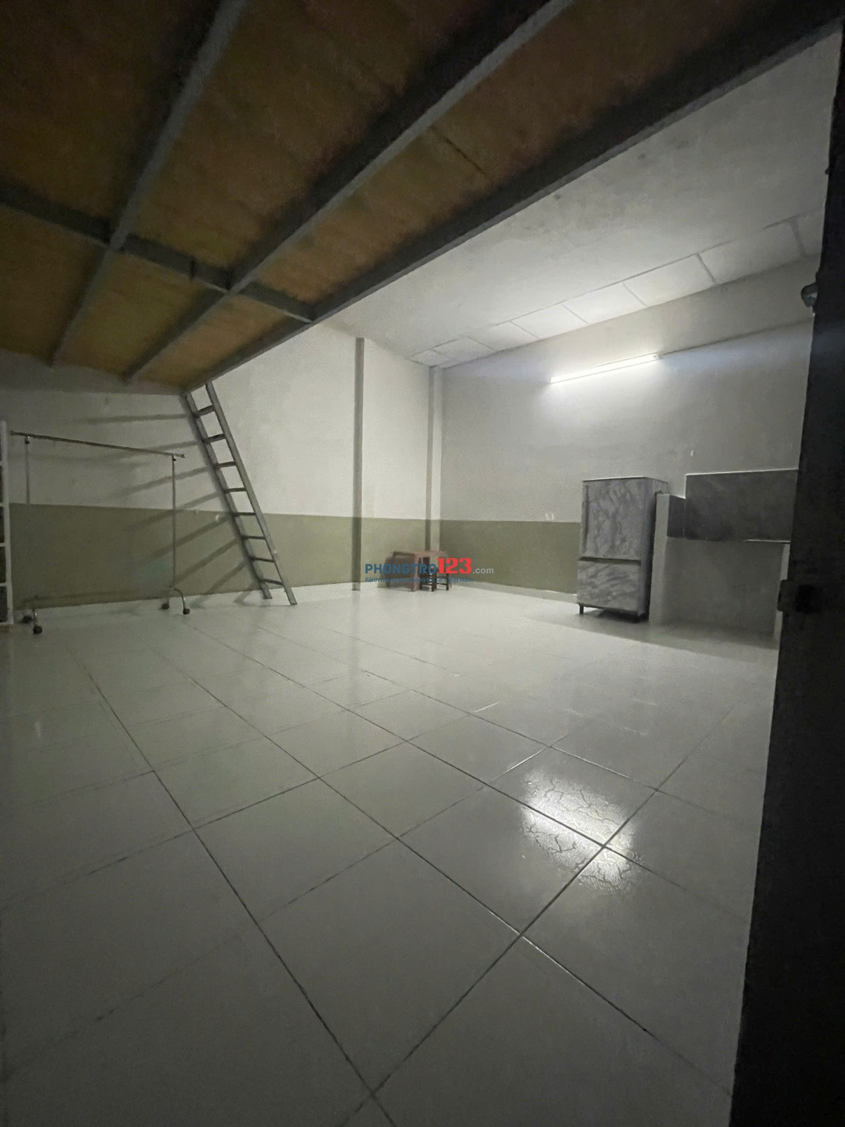 Chính chủ cho thuê 2 phòng 30m2 tại 967/1 Nguyễn Kiệm p3 gò vấp