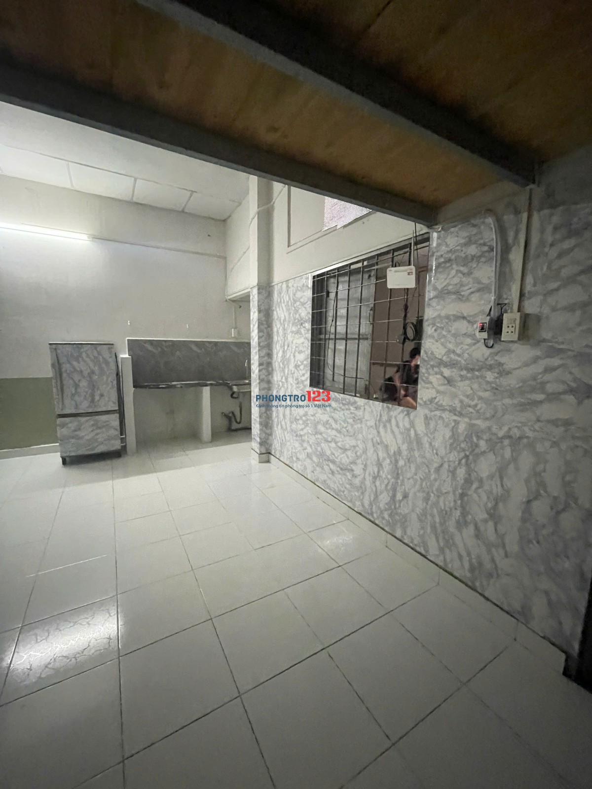 Chính chủ cho thuê 2 phòng 30m2 tại 967/1 Nguyễn Kiệm p3 gò vấp