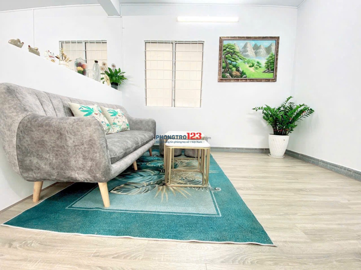 Chung Cư Lê Hồng Phong Quận 10 rộng 80m2 2PN 1WC giá 8,5tr/th