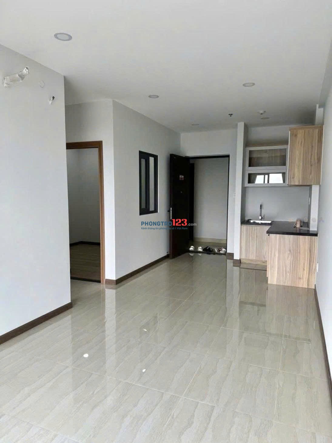 Căn hộ chung cư Phúc Yên, P15,Tân Bình: 76m2, 2p ngủ, 2wc, 8,5 tr/th