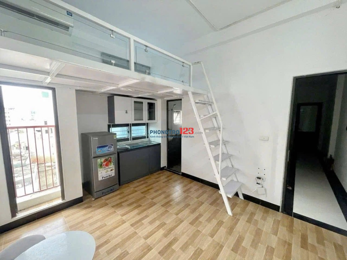 Cho thuê phòng duplex full nội thất ngay Nguyễn Văn Cừ Quận 1