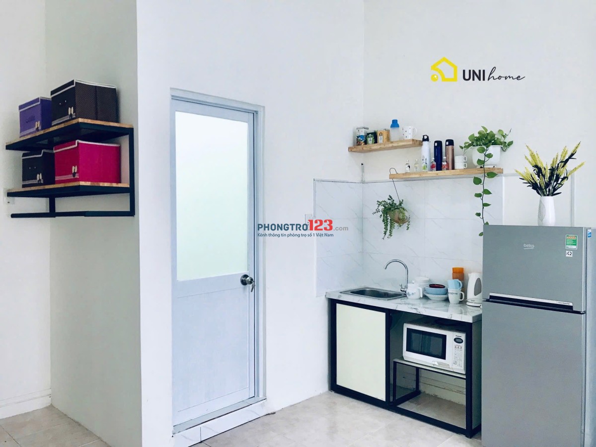 CHO THUÊ PHÒNG CÓ BAN CÔNG – NGAY SÂN BAY TÂN SƠN NHẤT, PICO PLAZA, E-TOWN Hồng Hà, P2