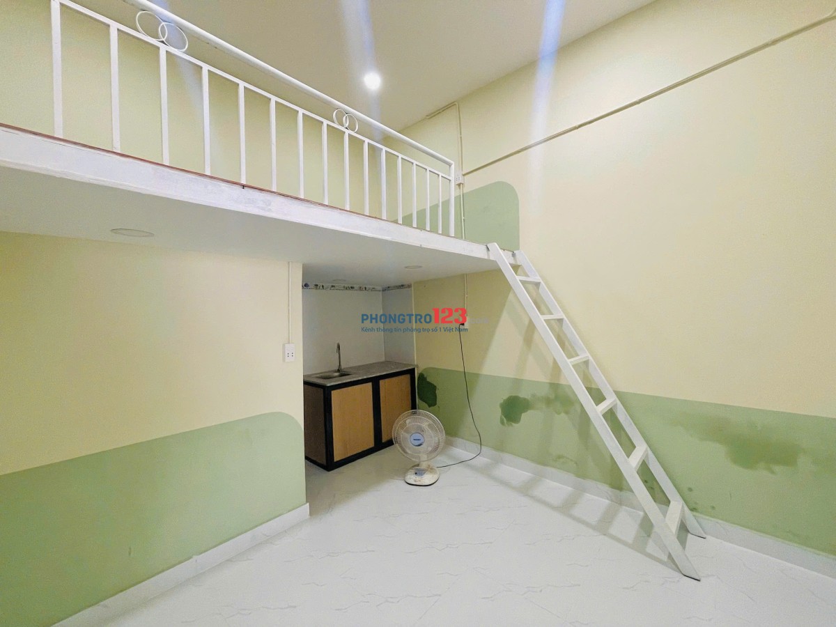 Cho Thuê Phòng Duplex - Nội Thất - Thuận tiện di chuyển các Trường Đại Học Lớn - Ngã Tư Bình Thái