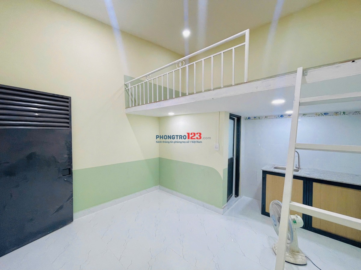 Cho Thuê Phòng Duplex - Nội Thất - Thuận tiện di chuyển các Trường Đại Học Lớn - Ngã Tư Bình Thái