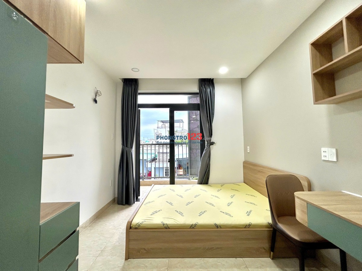 Cho thuê căn hộ mặt tiền - thang máy - ban công thoáng - new 100% - gần đại học Văn Lang CS2