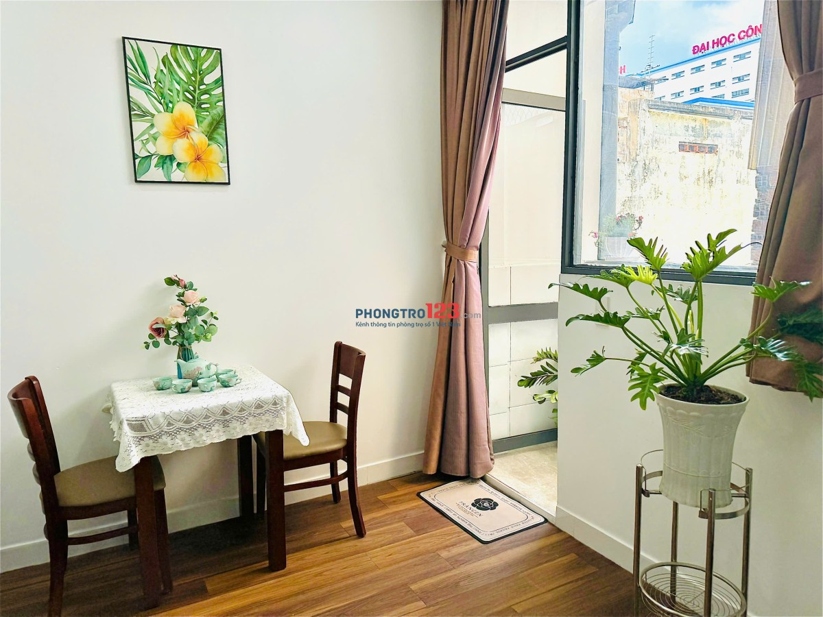 PHÒNG TRỌ FULL NỘI THẤT BAN CÔNG THOÁNG Ở BÌNH THẠNH GẦN ĐẠI HỌC HUTECH, HIU, UEF - LH: 0334998413