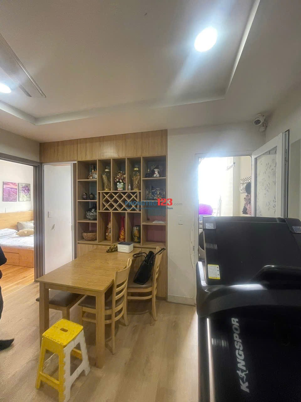 Chung cư Screc, 974A Trường Sa, Q3: 70m2, 2pn, full nội thất, 12triệu