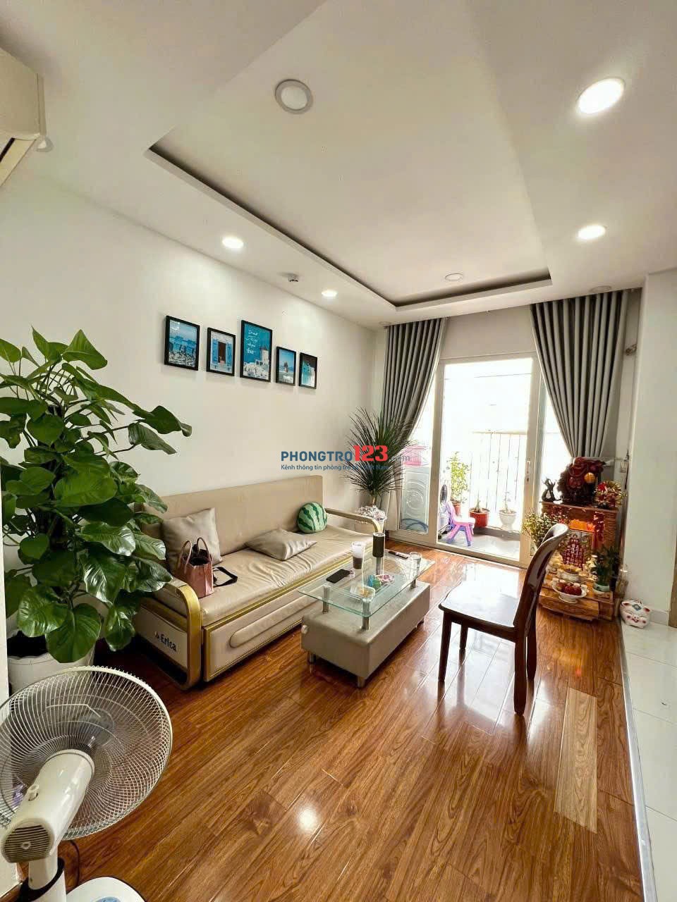 Chung cư D5, P25, Bình Thạnh: 3p ngủ, 110m2, giá 15tr, full nội thất