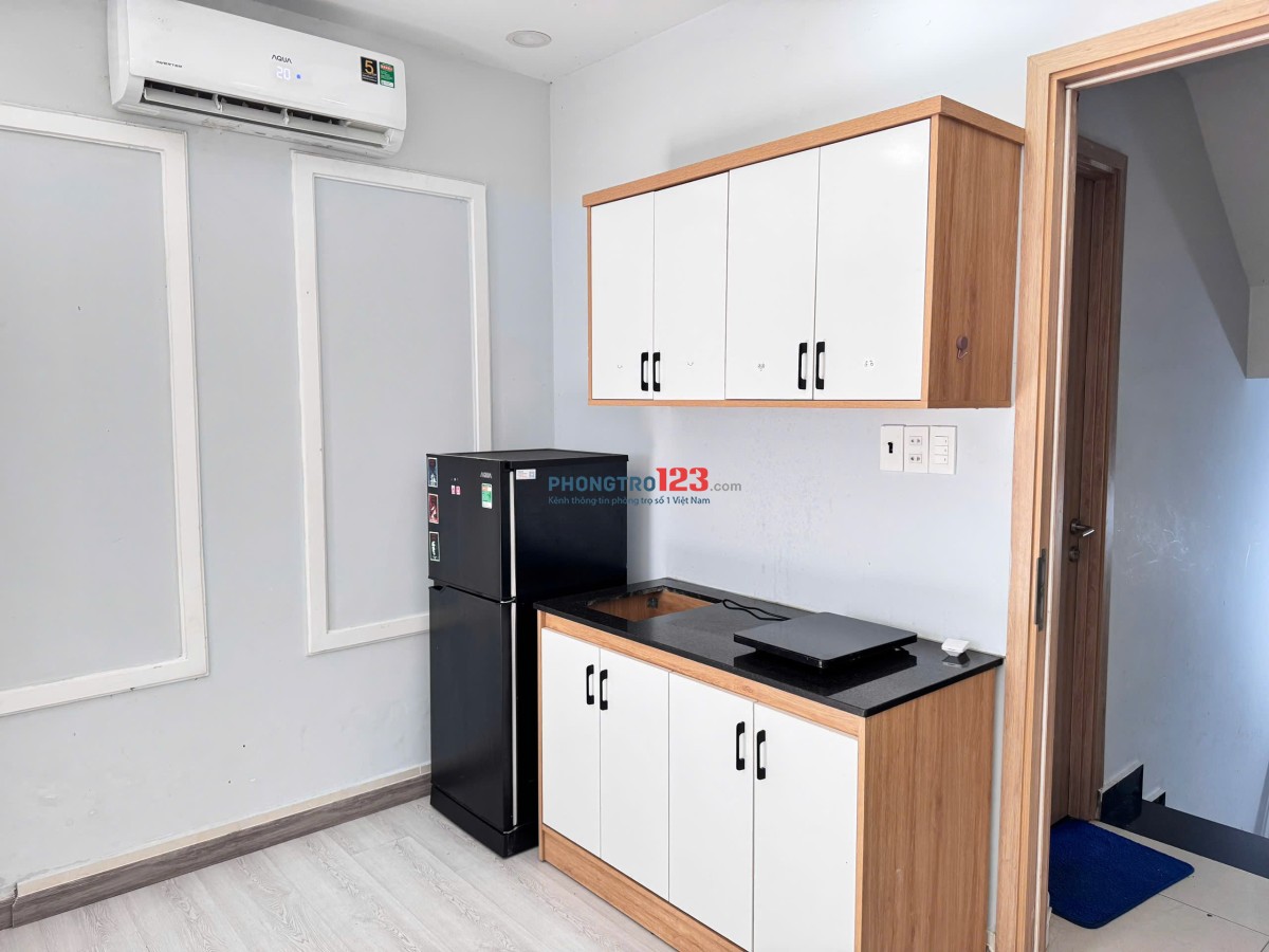PHÒNG TRỌ FULL NỘI THẤT CỬA SỔ LỚN Ở BÌNH THẠNH GẦN ĐẠI HỌC VĂN LANG - LH: 0334998413