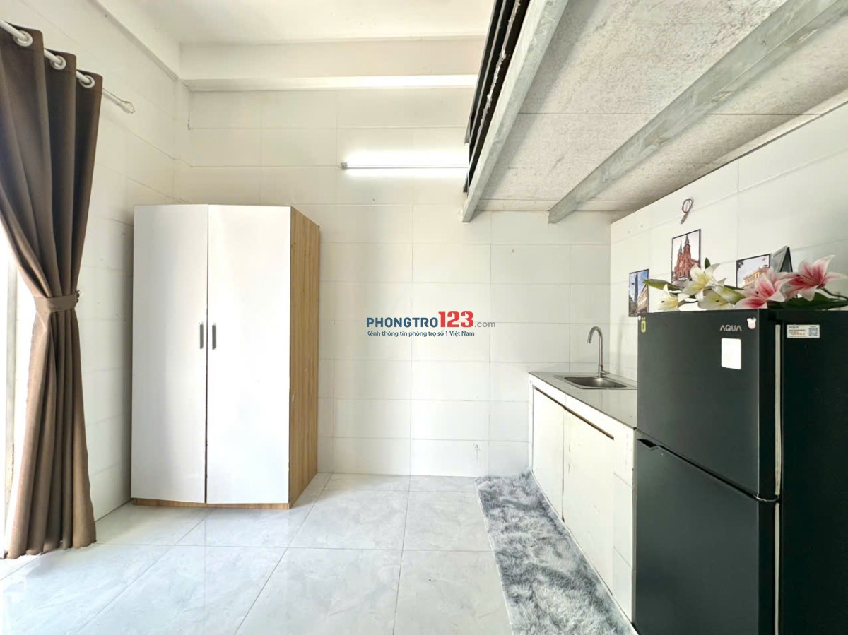 CHO THUÊ PHÒNG SẴN MÁY LẠNH + TỦ LẠNH - BAN CÔNG NGAY QUANG TRUNG - ĐH VĂN LANG