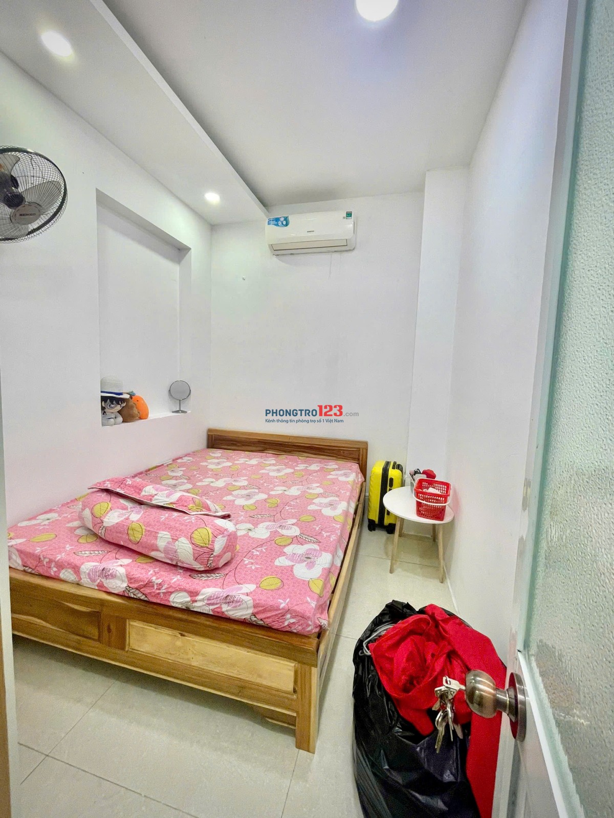 CHO THUÊ PHÒNG TRỌ-HỖ TRỢ TÌM-CHDV KHU VỰC TP.HCM Contact for work: 0979.811.524