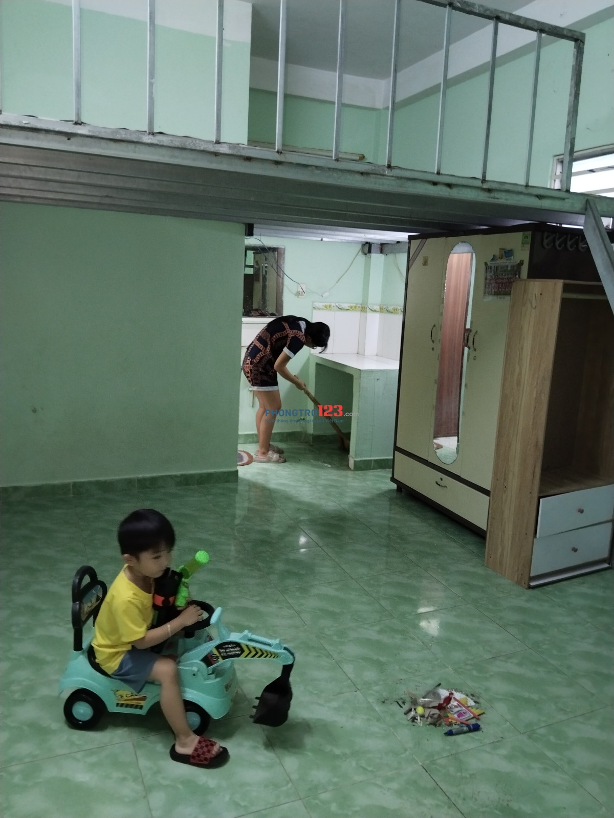 Phòng trọ sạch sẽ thoáng mát cho thuê tại đường CMT8, quận 10