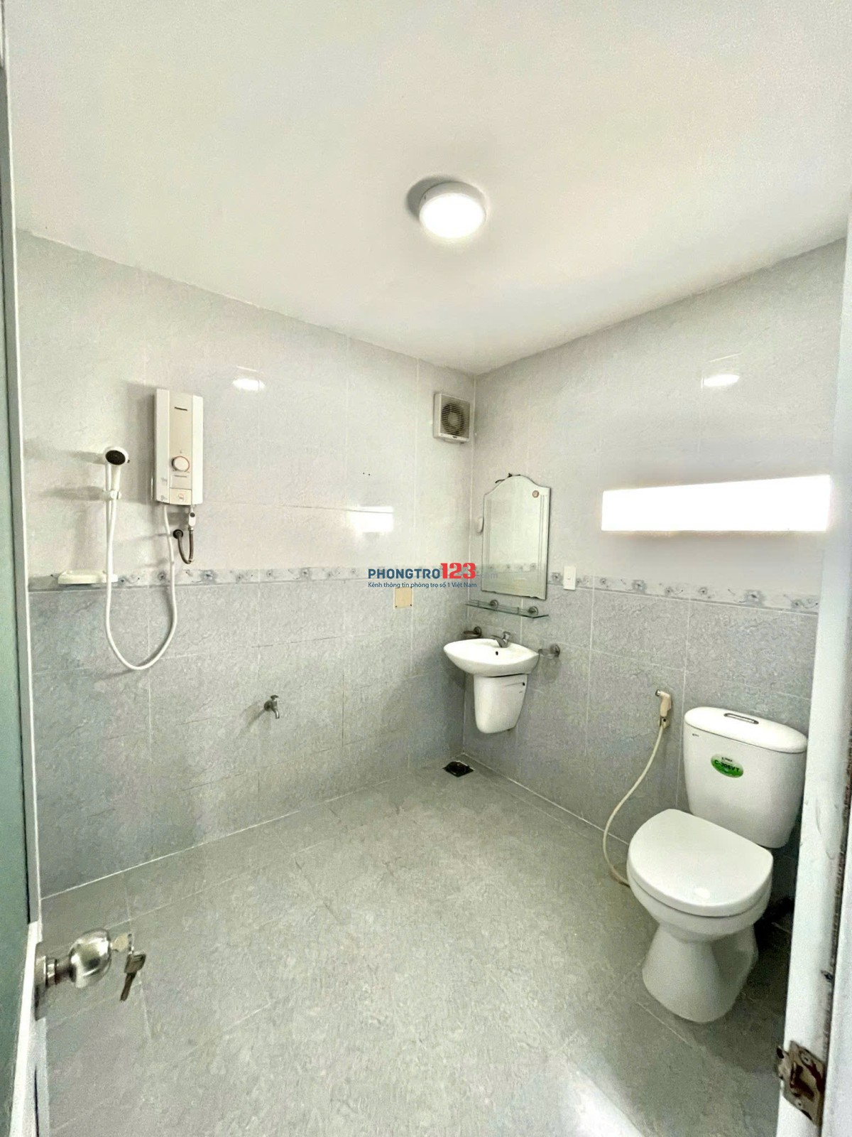 Ký Túc Xá Gần Đỗ Xuân Hợp ngay ĐH Văn Hoá, CĐ Kinh Tế Đối Ngoại, CĐ Công Thương giá từ 1tr4