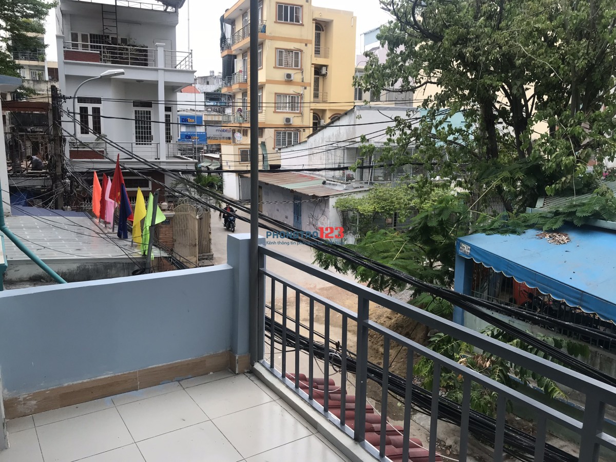 Tìm Nữ ghép phòng 32m2 Nguyễn Văn Thương,P25,Bình Thạnh Ban công rộng, Full Nt