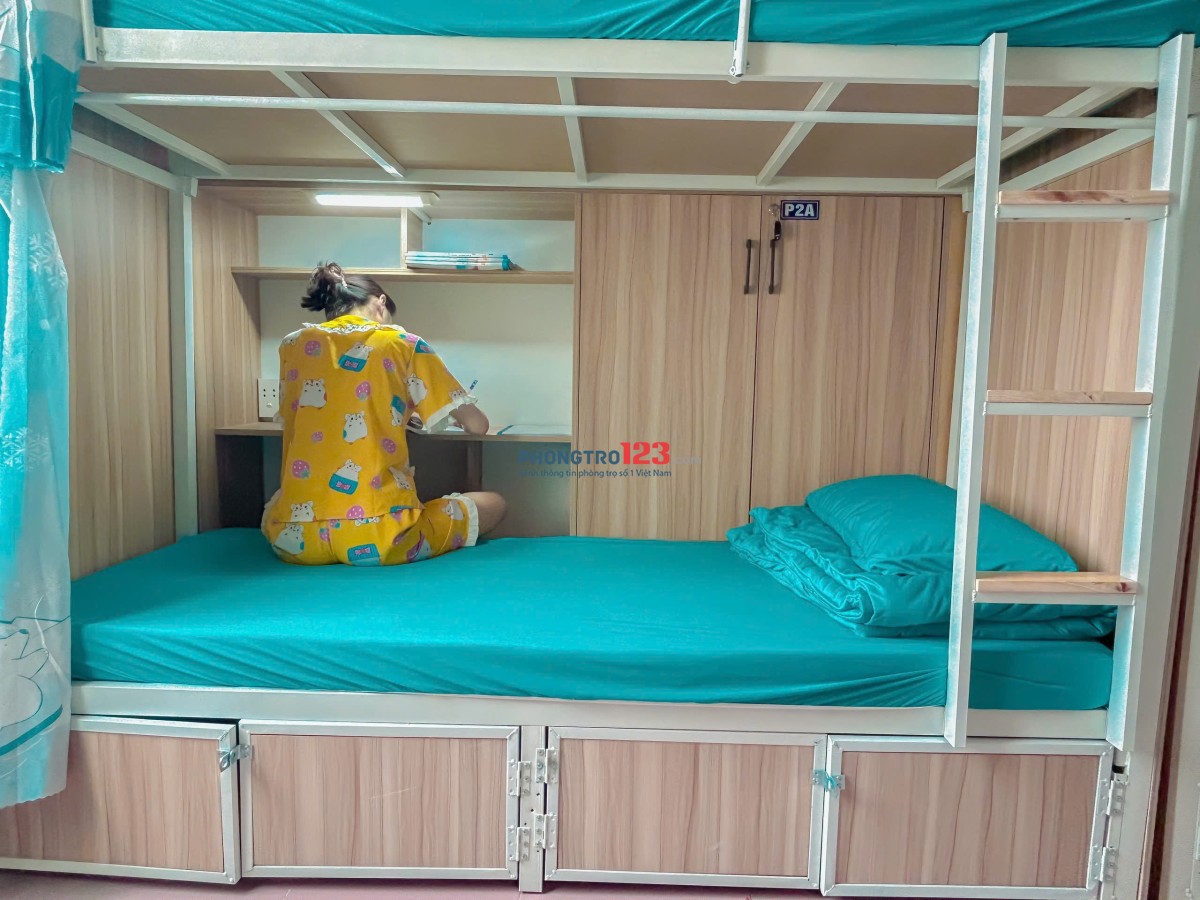 Ký Túc Xá Nữ Gần Ngã Tư Thủ Đức Lê Văn Việt giá từ 1tr4