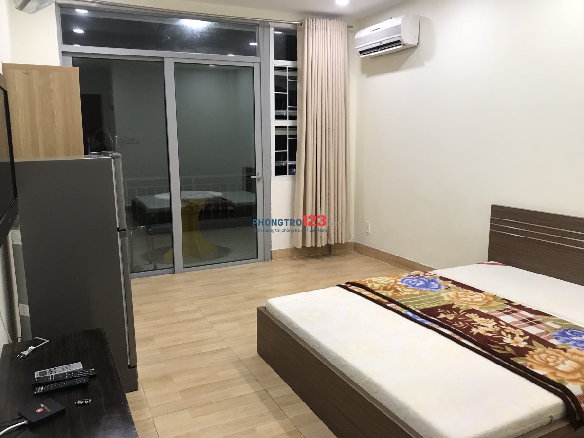 Tìm Nữ ghép phòng 32m2 Nguyễn Văn Thương,P25,Bình Thạnh Ban công rộng, Full Nt