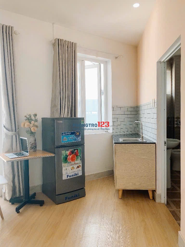 Căn hộ xinh full nội thất có ban công đường Tân Thành - Tân Phú gần Aeon tân phú , gần khu trung tâm
