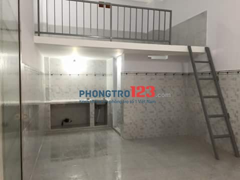 Cho thuê phòng trọ cao cấp có máy lạnh gần TTTM Gigmall