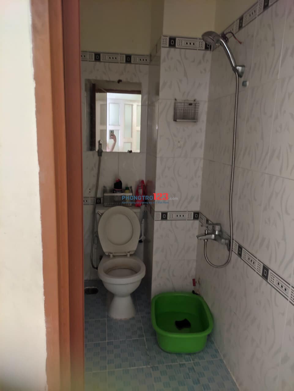 Cho thuê phòng, tiện nghi, tủ lạnh, máy lạnh, tủ quần áo, toilet riêng trong phòng, an ninh