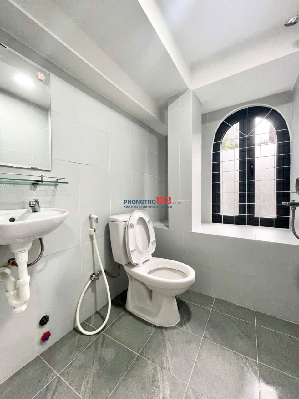 CHO THUÊ PHÒNG FULL NỘI THẤT GIÁ RẺ – TRUNG TÂM QUẬN 3 GẦN CHỢ HOÀ HƯNG< ĐH UEH, ĐH MỞ