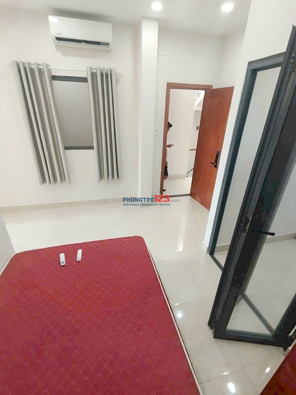 Cho thuê căn 2 phòng ngủ 2wc full nội thất rộng 50m2. Đường Tám Danh. P4. Q8